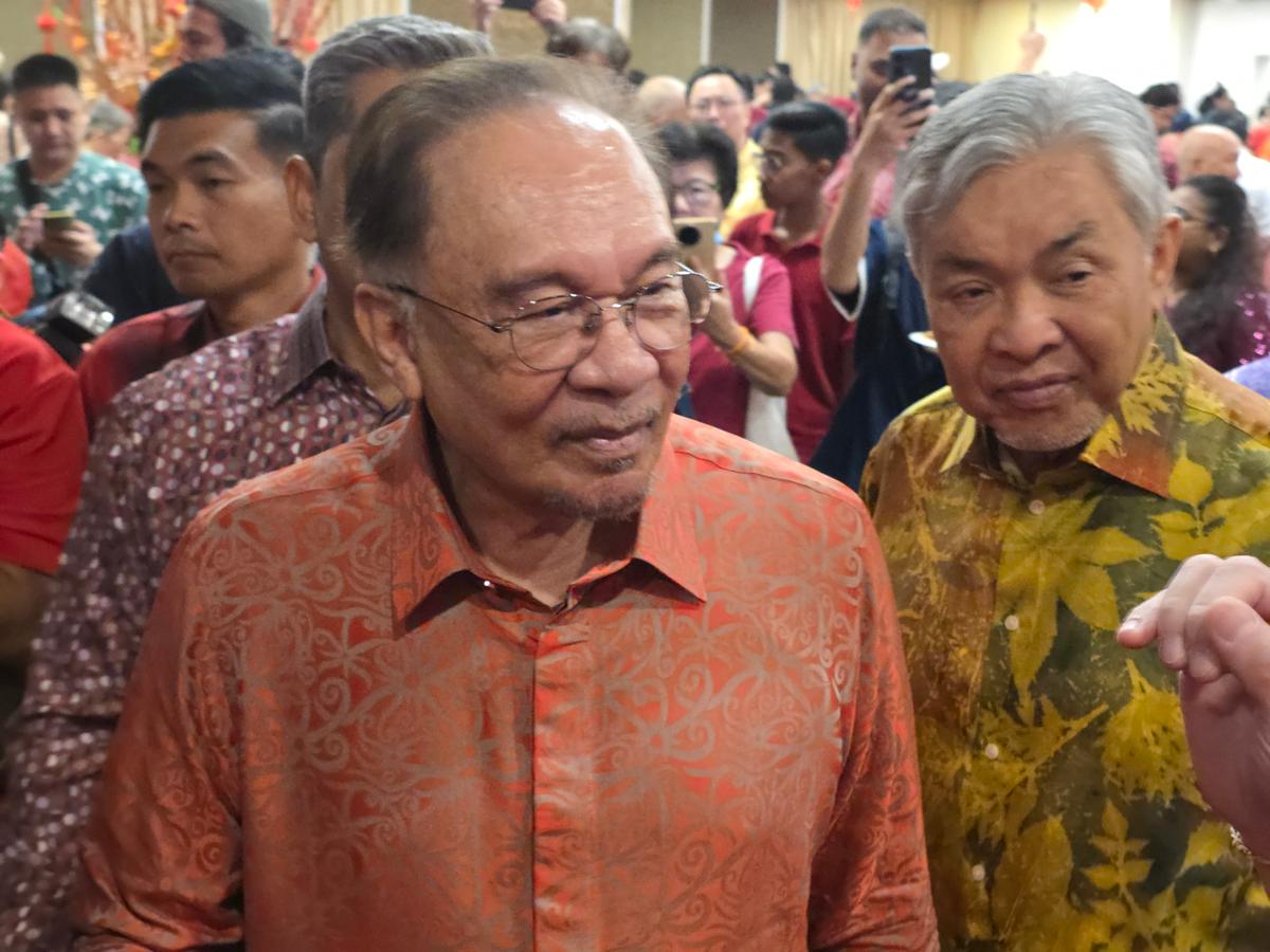 Anwar Zahid
